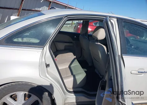 2008 Ford Taurus Limited z USA, uszkodzony, nr VIN 1FAHP25W78G133063